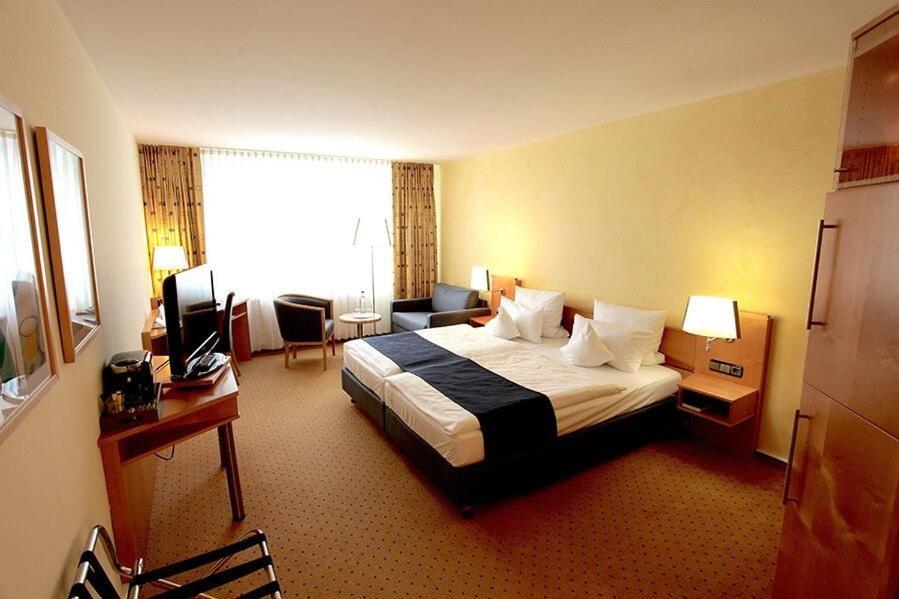 Hotel Friederichs Duisburg Exterior photo
